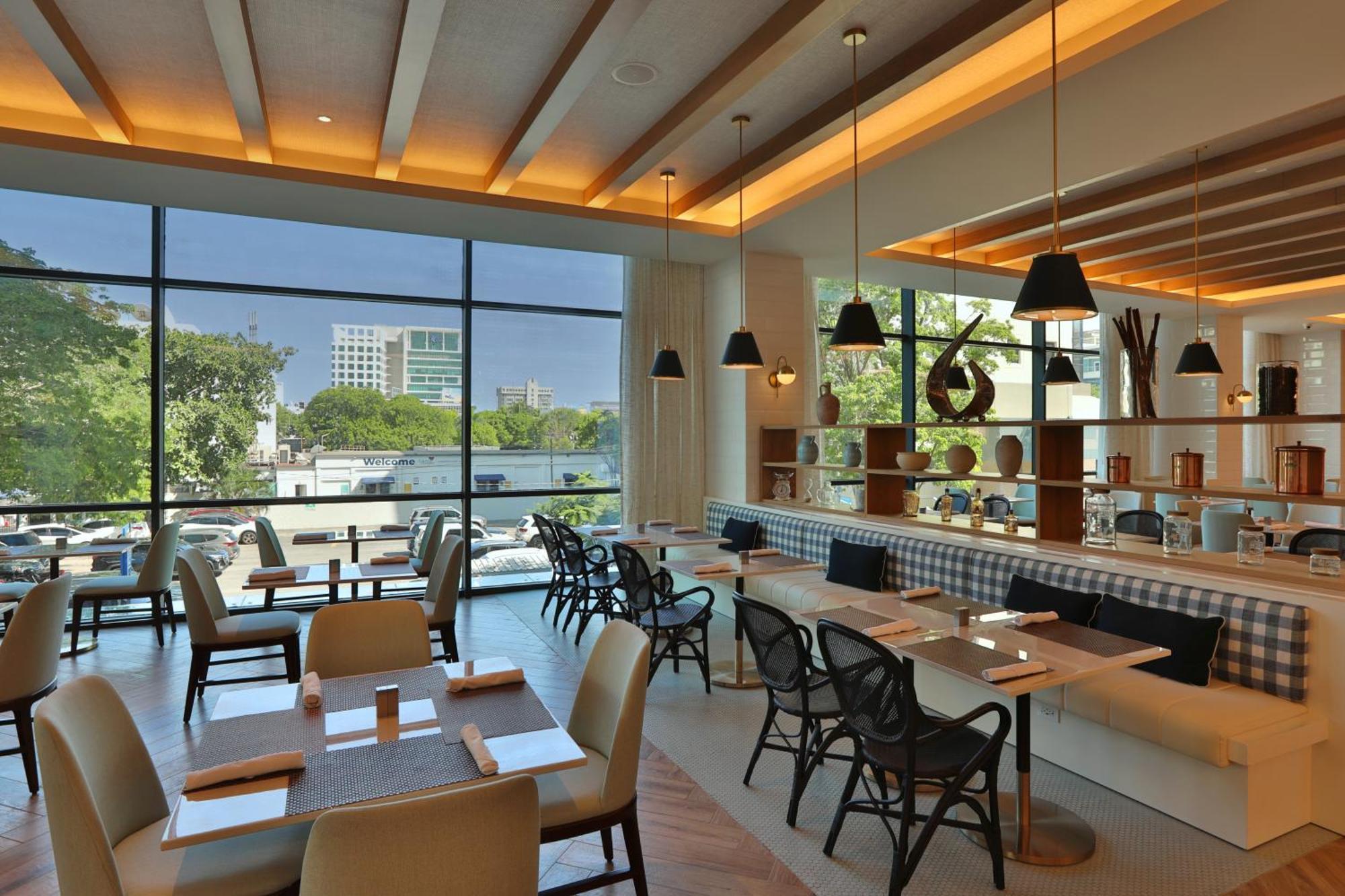 Courtyard By Marriott Santo Domingo Piantini Otel Dış mekan fotoğraf