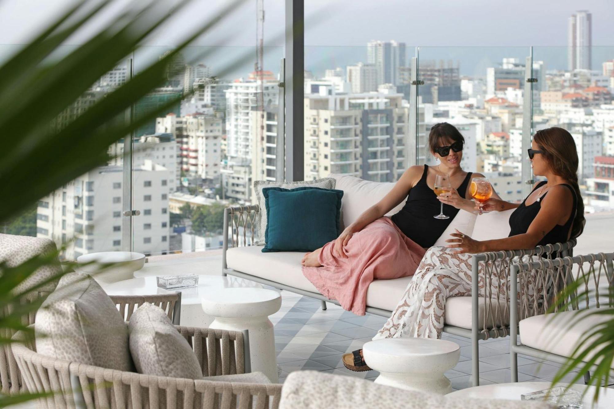 Courtyard By Marriott Santo Domingo Piantini Otel Dış mekan fotoğraf